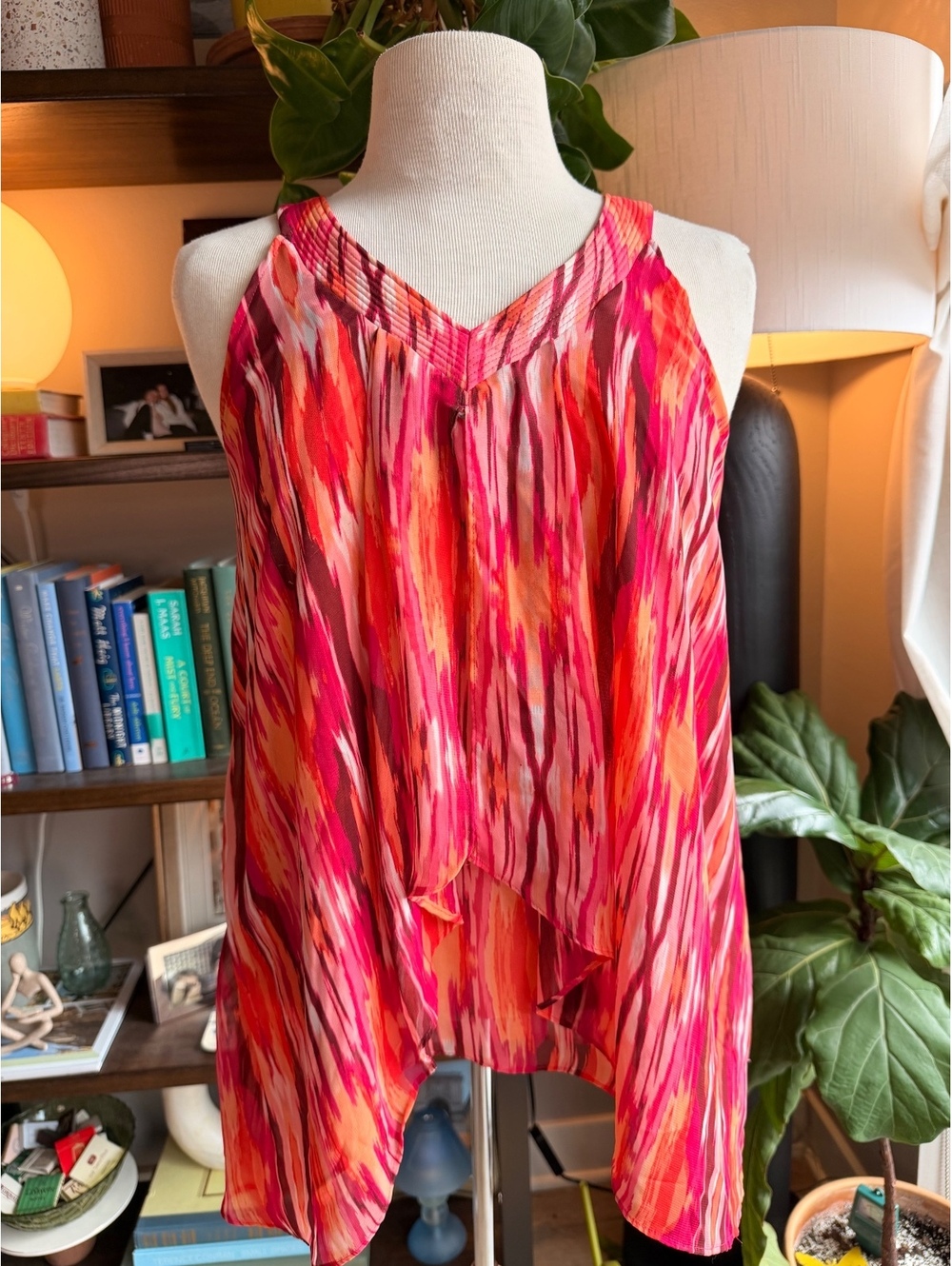APT. 9 Sleeveless V-Neck Pink and Orange Patterned Blouse Top Size M